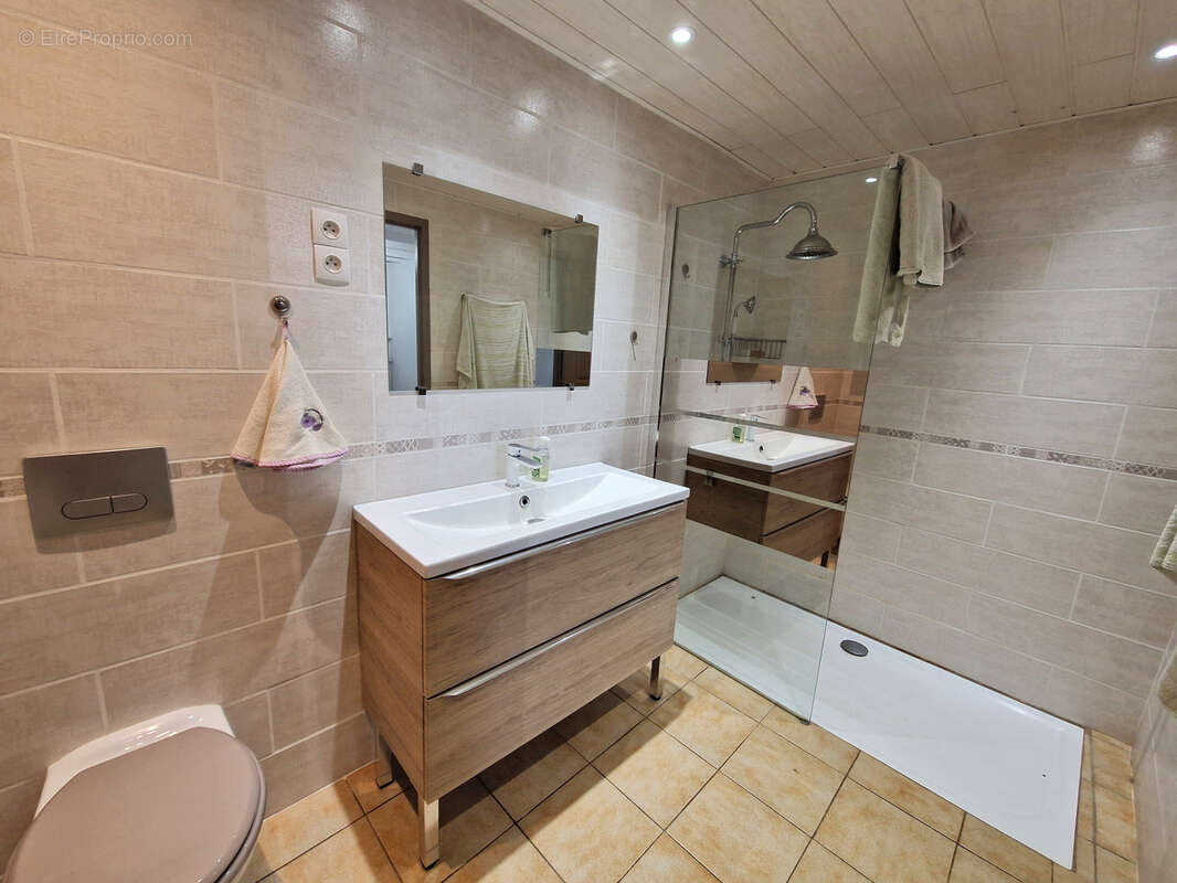 Maison à AURIAC-L'EGLISE