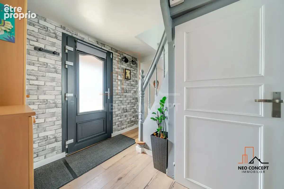 * SESSENHEIM - Maison alsacienne rénovée de 87 m² disponible à la vente ! * - photo 2
