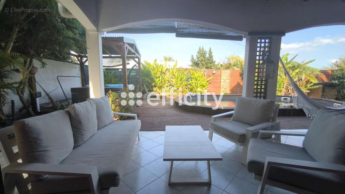 Maison à SAINT-FRANCOIS