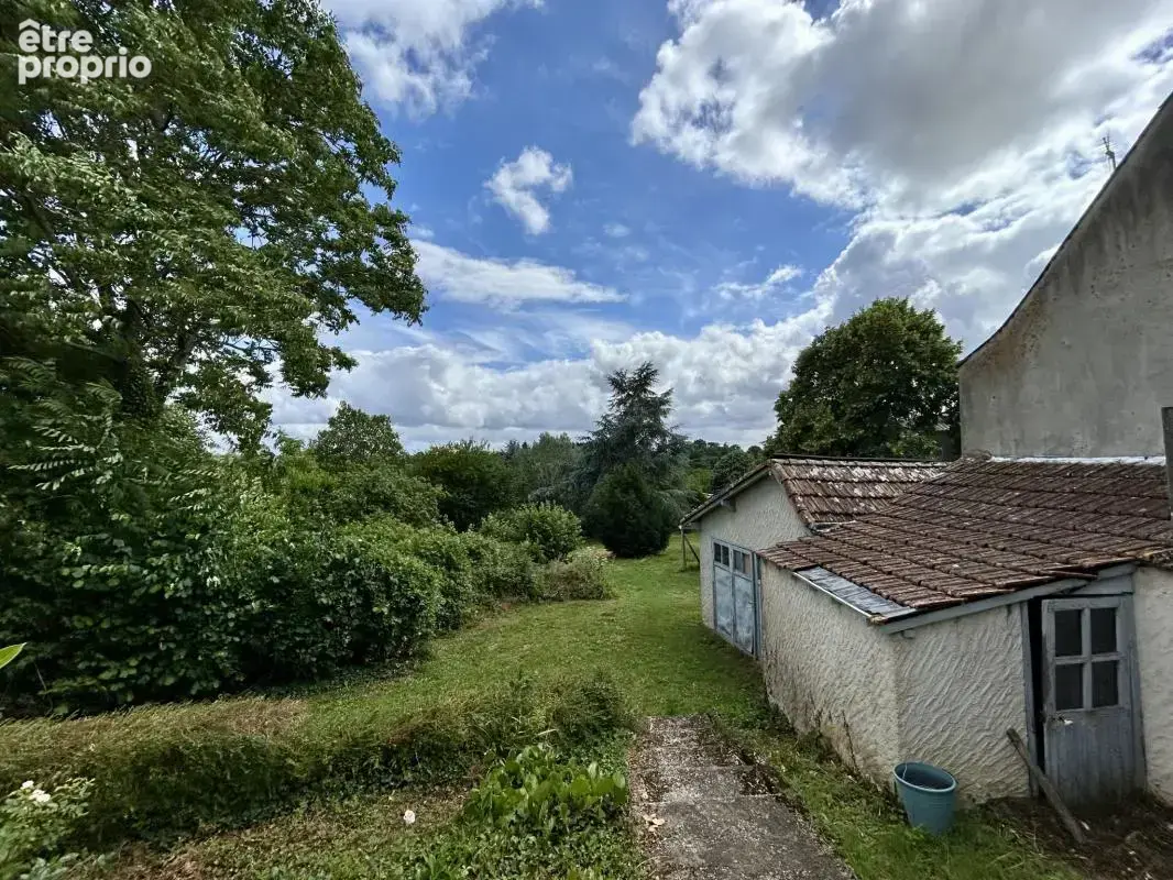 maison bourgeoise - 2 chambres avec garage, jardin et parkin - photo 3