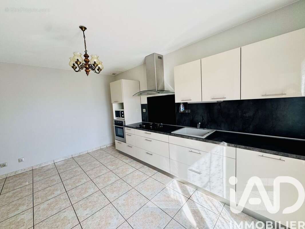 Photo 6 - Maison à SAINT-PRIEST-EN-JAREZ