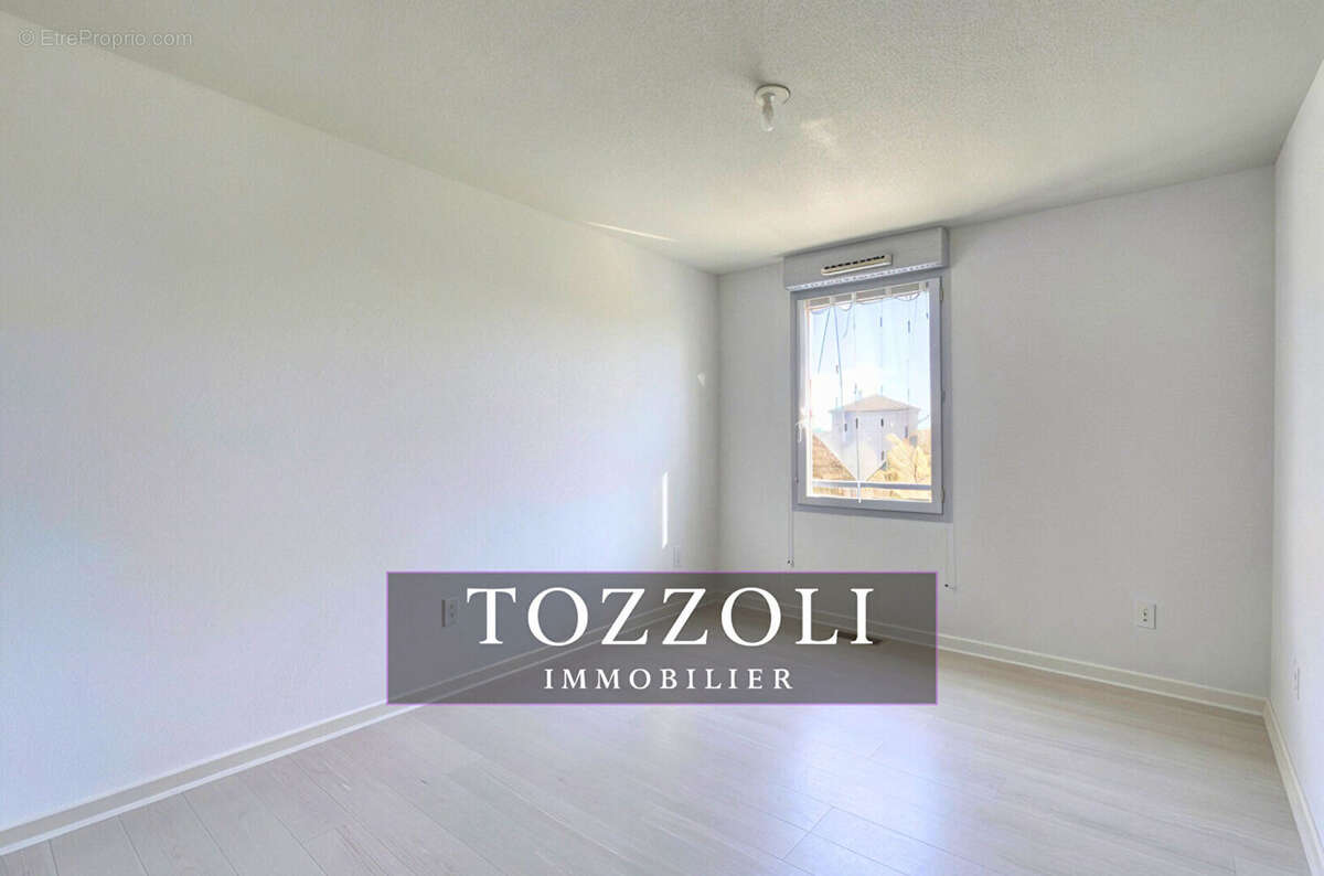 Appartement à L'ISLE-D'ABEAU