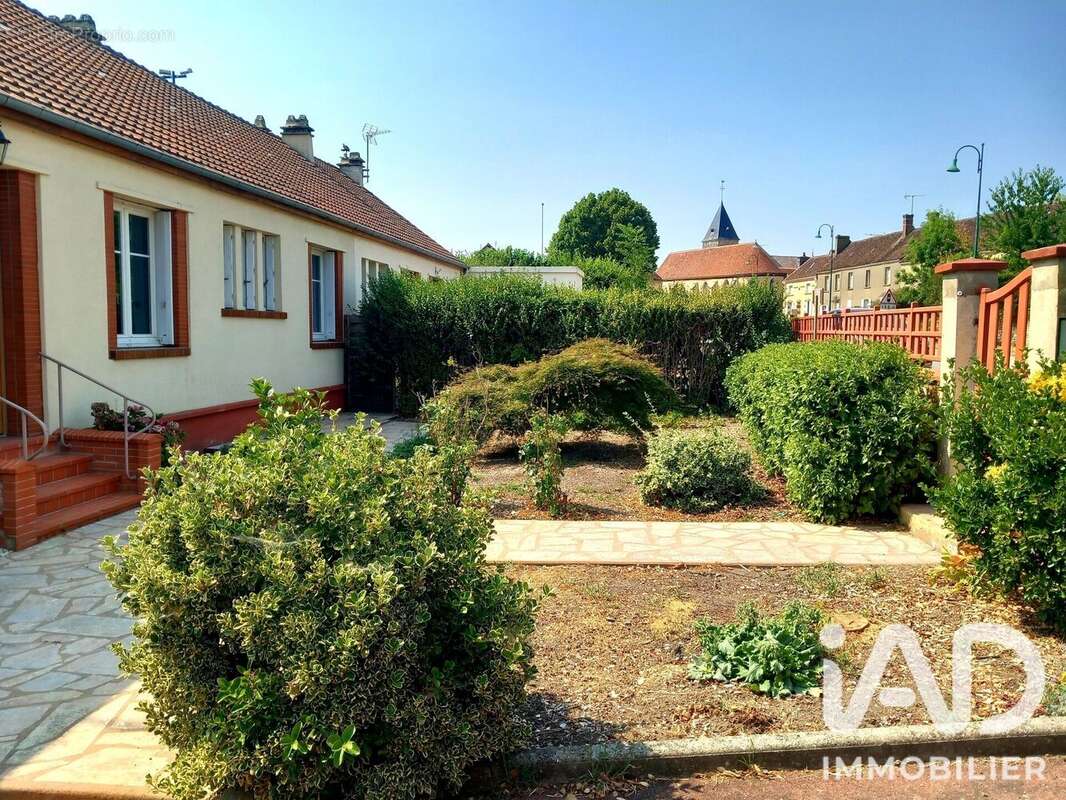 Maison 79 m² à Berd'huis  - photo 9