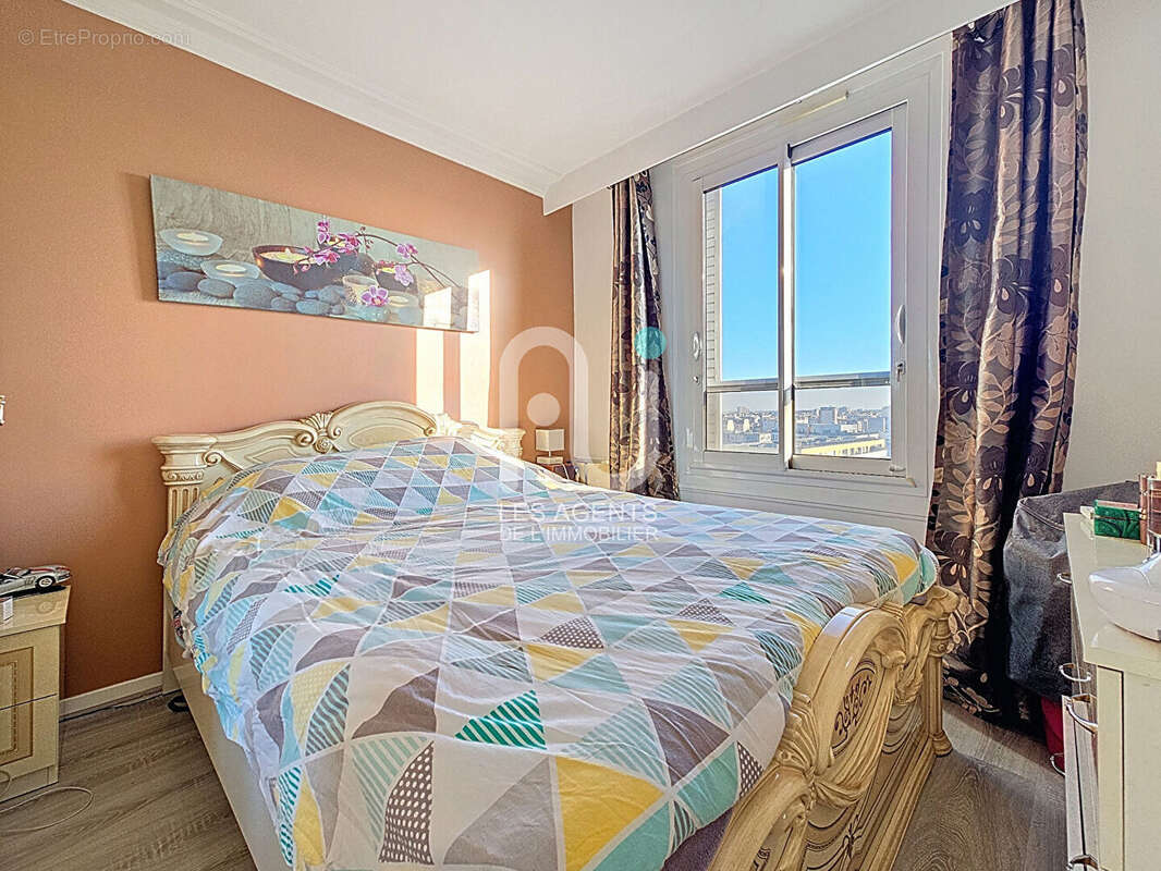 Appartement à ASNIERES-SUR-SEINE