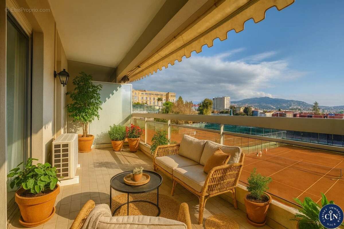 Appartement à NICE