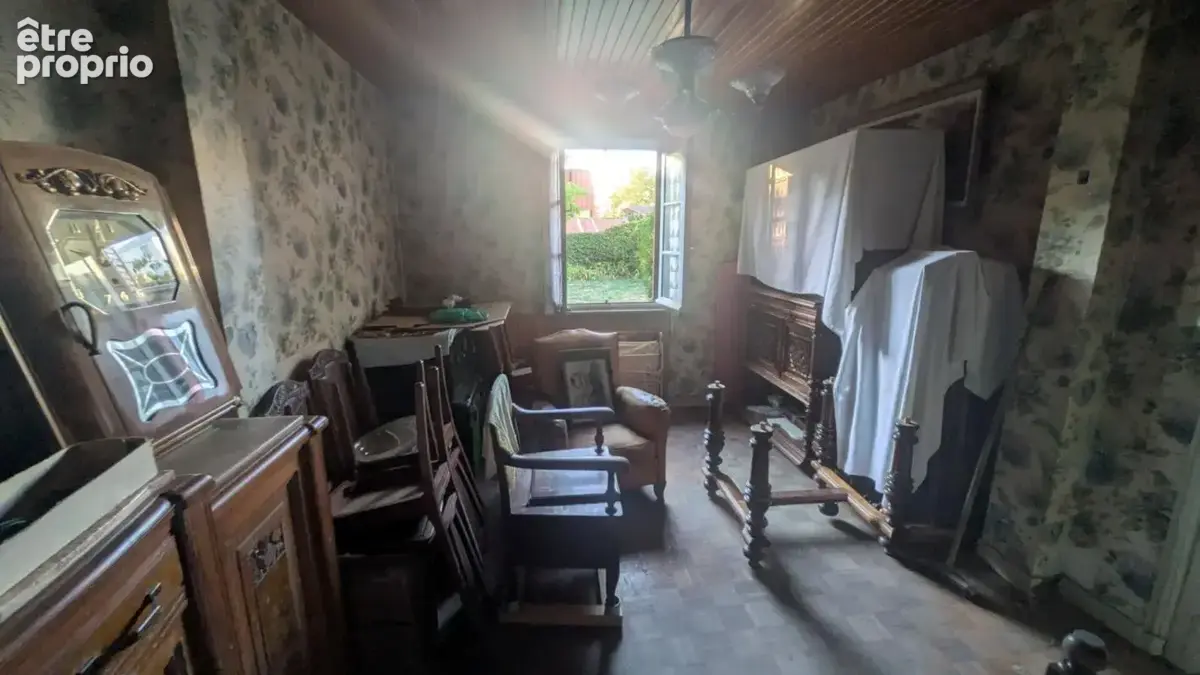 Petite maison près du centre à rénover avec jardin - photo 9