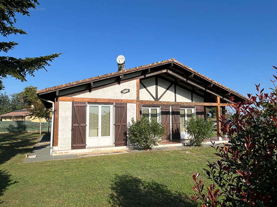 Maison à SAINT-YAGUEN