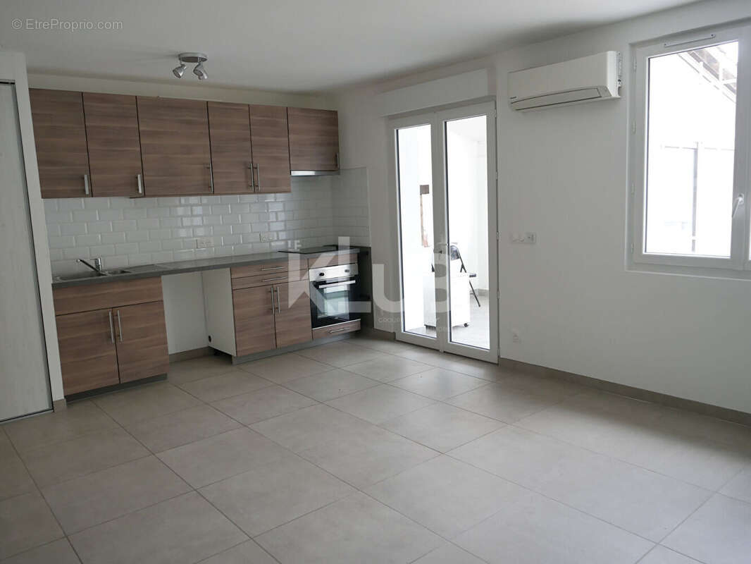 Appartement à PERTUIS