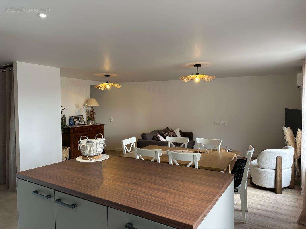 Maison à MEZE
