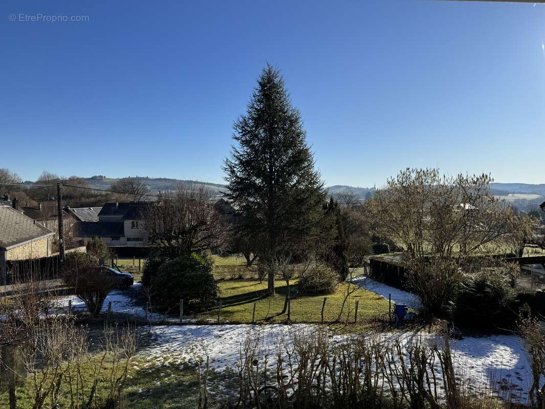 n°3 - Maison à SAINT-DIZIER-LEYRENNE