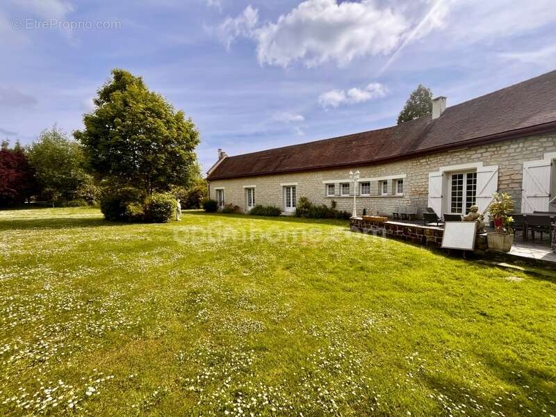 Maison à TRUCY
