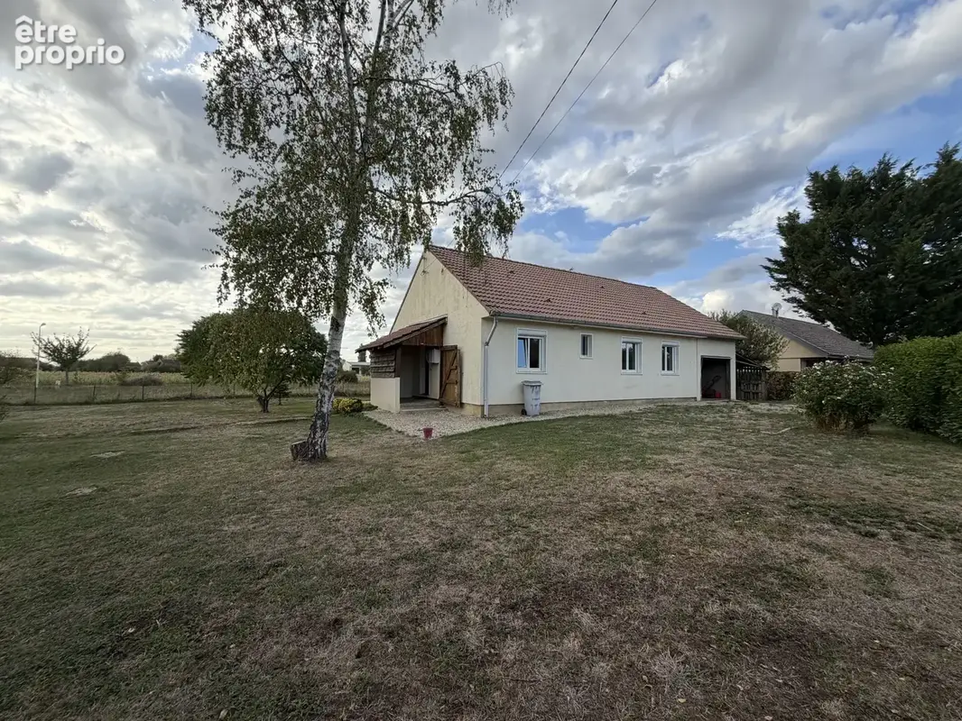 Photo Maison à Annoire au prix de 144 000€