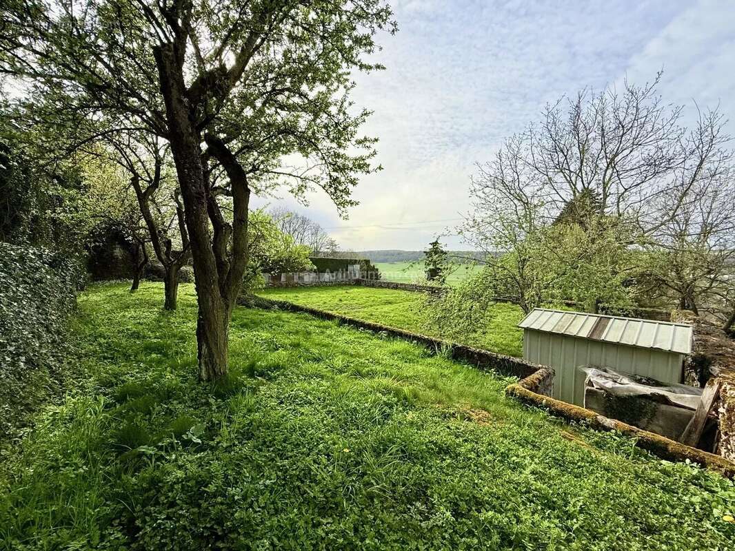 Maison à SOULAUCOURT-SUR-MOUZON