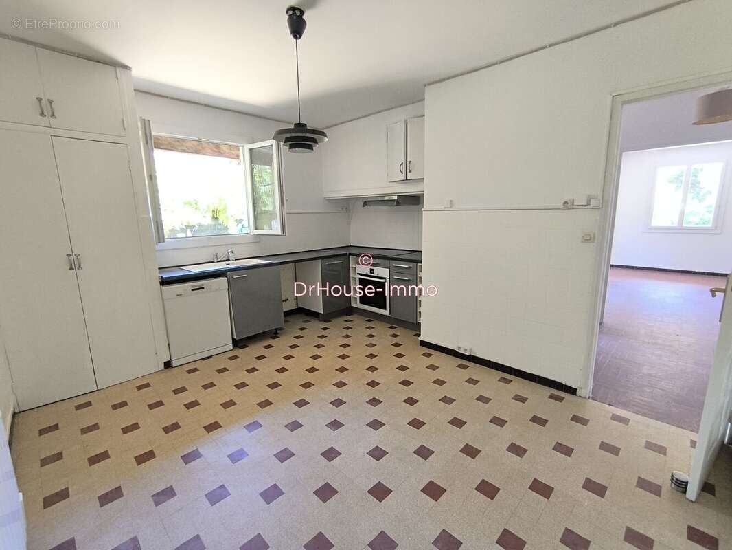 Maison à MARSEILLE-12E