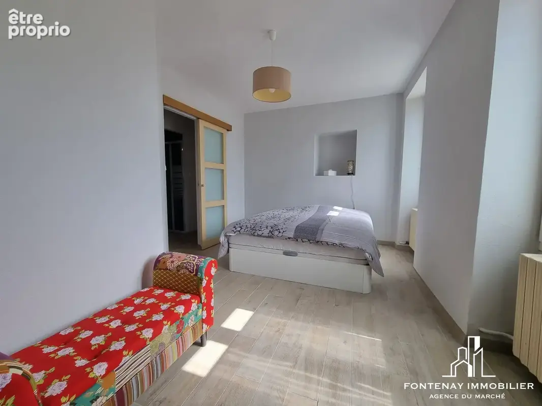 Maison 89 m² à Fontenay-Le-Comte  - photo 7