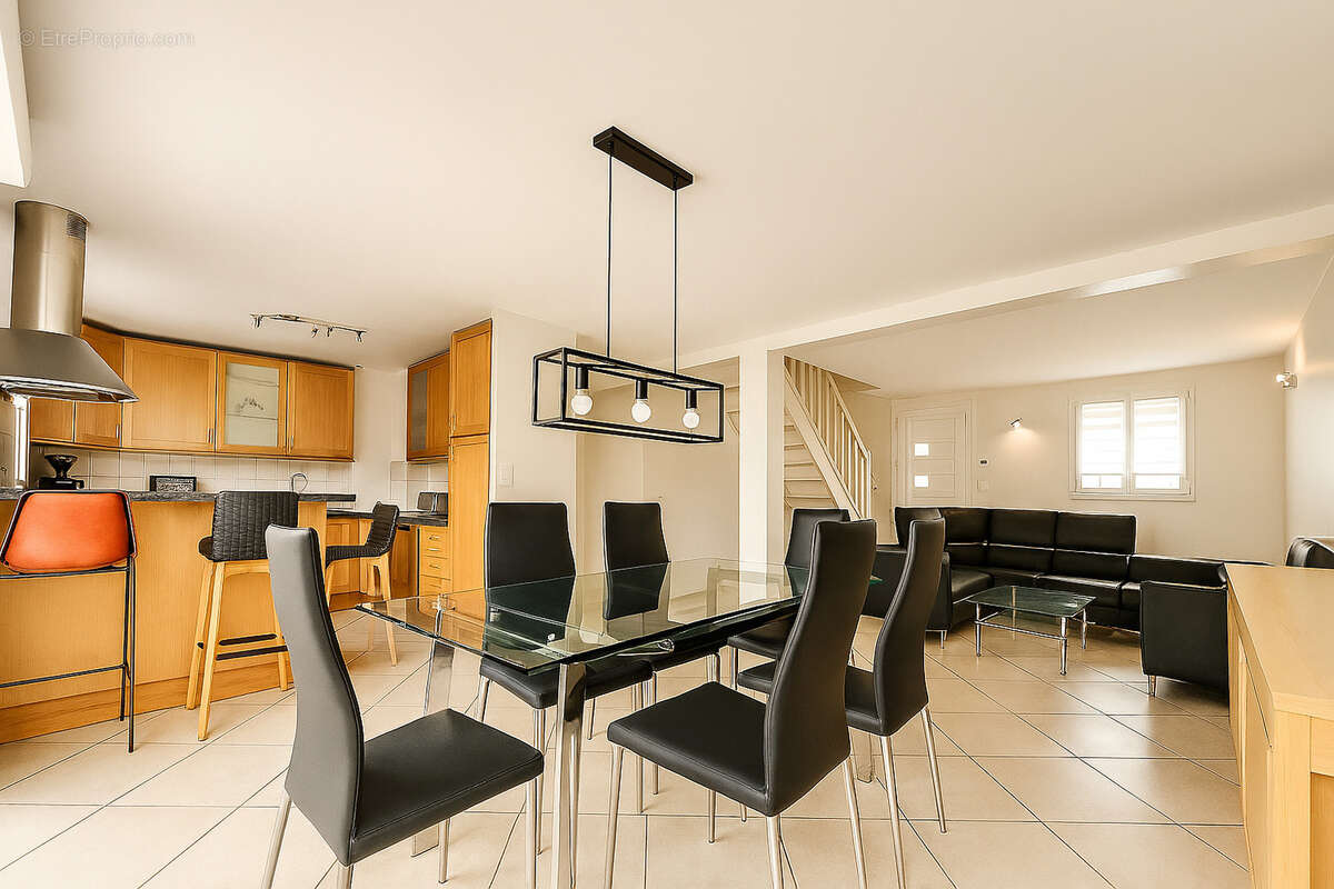Maison 106m2 (130m2 au sol) 4 chambres IGNY - photo 2