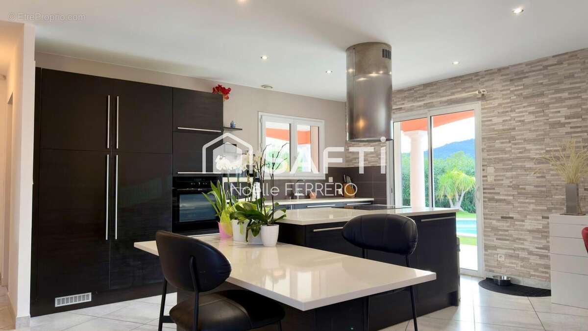 Photo 4 - Maison à FREJUS