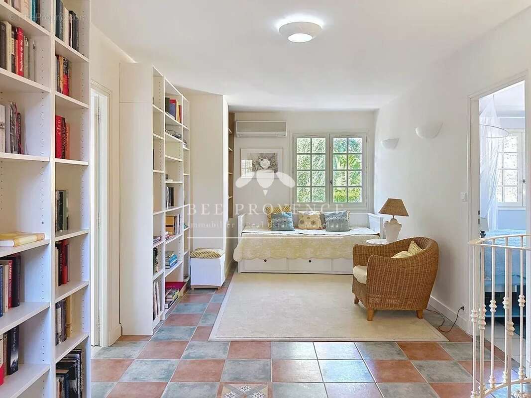 Maison à SAINT-RAPHAEL