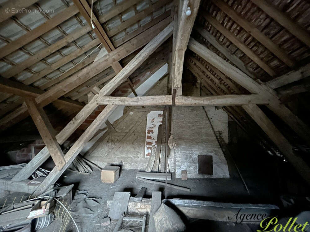 Maison à BRINON-SUR-SAULDRE