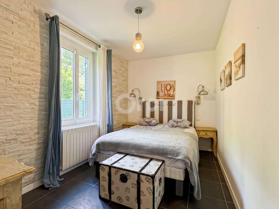 Élégante propriété de charme – 127 m² habitables sur un parc clos de 2 898 m² - photo 11