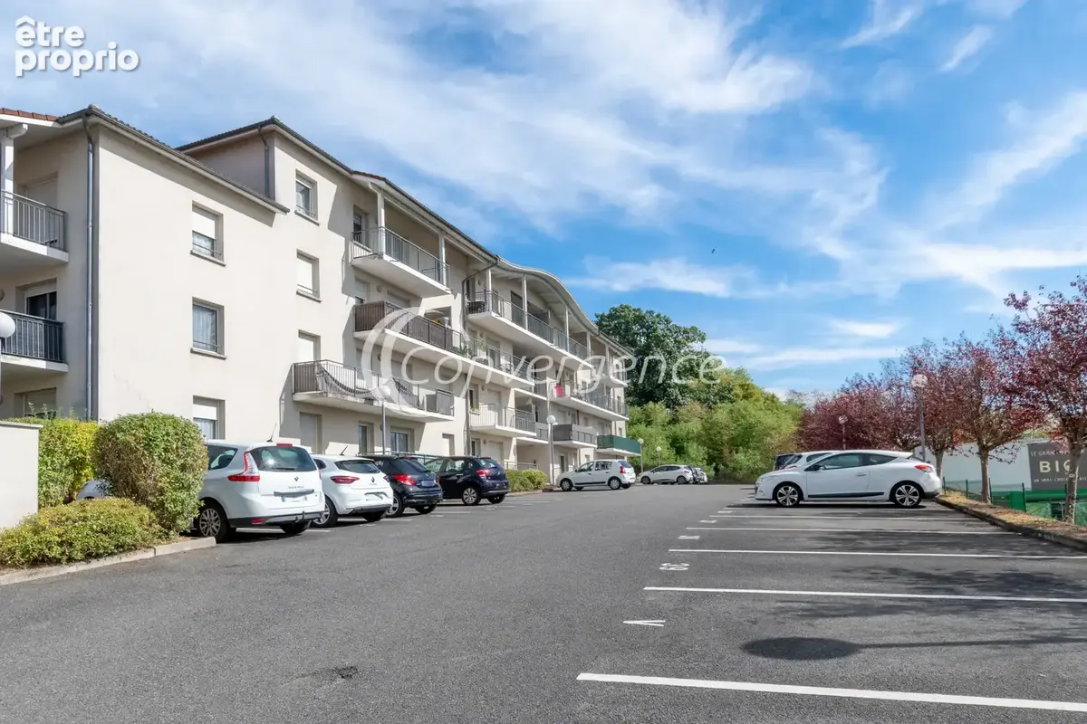 Appartement T2 bis - Limoges CENTRE - stationnement - Balcon - photo 3