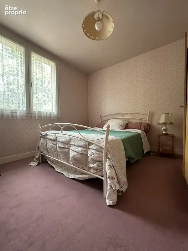 Agréable maison idéalement située à deux pas du Bourg d'Arpajon sur Cère. - photo 13