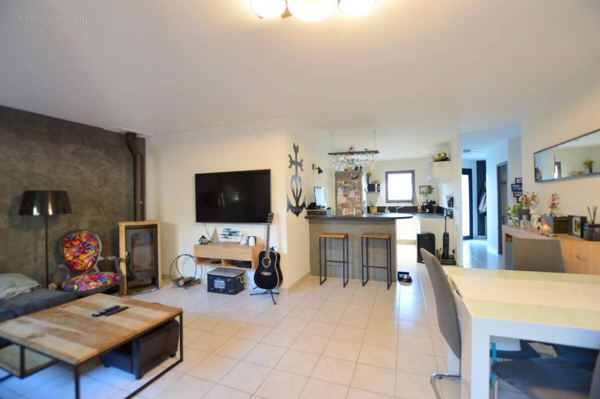 Maison à VILLENEUVE-LES-MAGUELONE