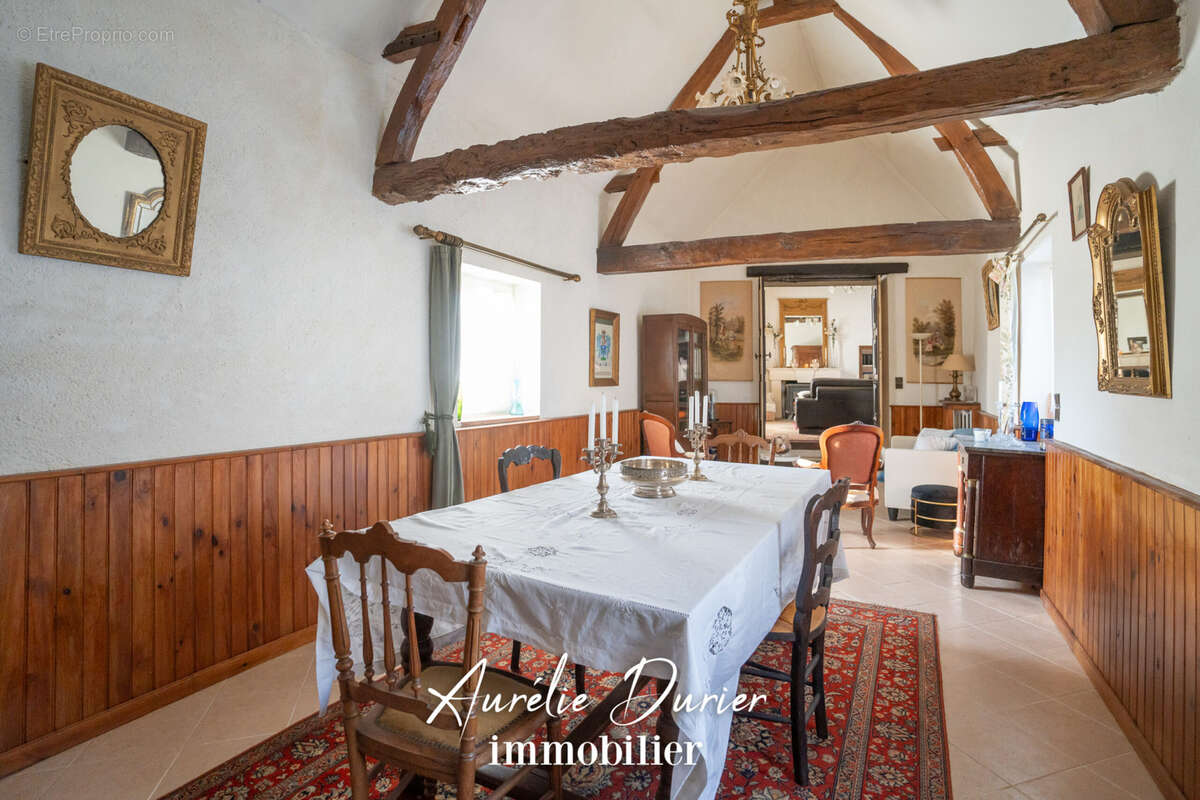 Maison à AZAY-SUR-CHER