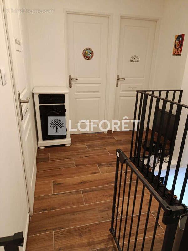 Appartement à QUINGEY