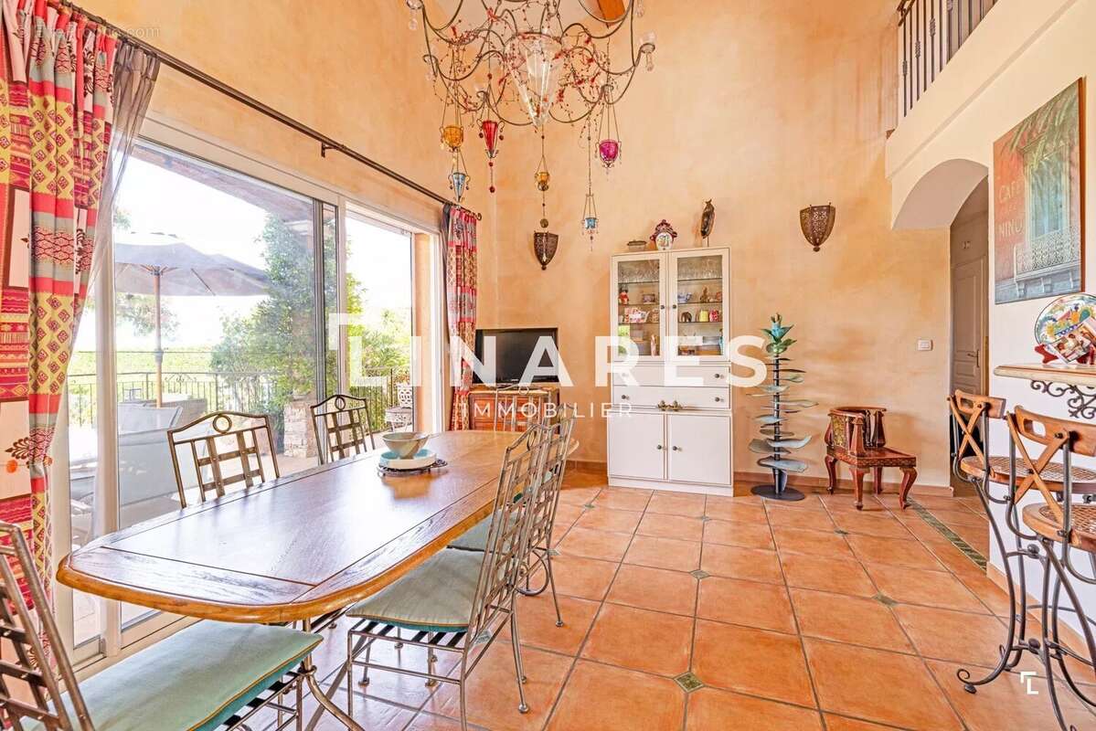 L'ÉVASION - Villa T5 de 167m² - Jardin 2000m² - Piscine - 13012 - photo 5