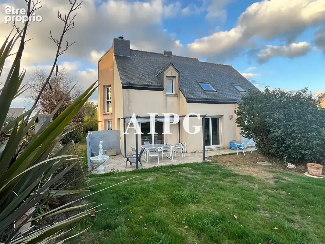 Pordic, maison à vendre école à pieds, 1 500 m2 de terrain - photo 1