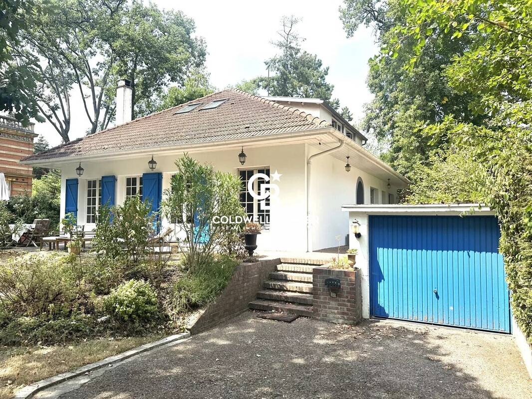 Maison à LE VESINET
