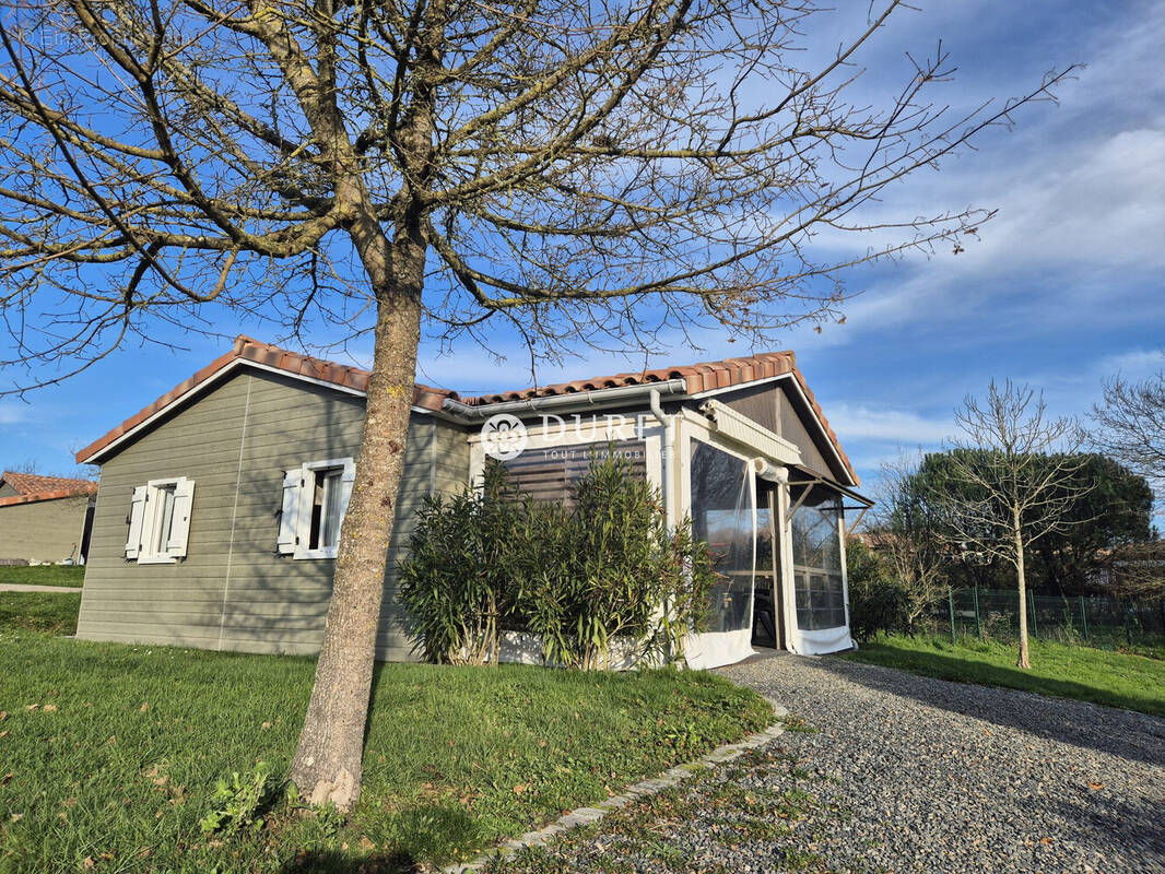 Maison à LA CHAPELLE-HERMIER