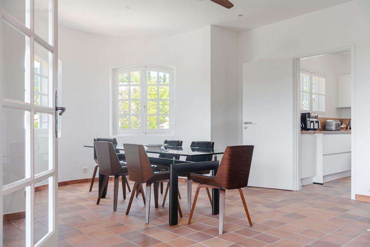 Maison à LA CROIX-VALMER