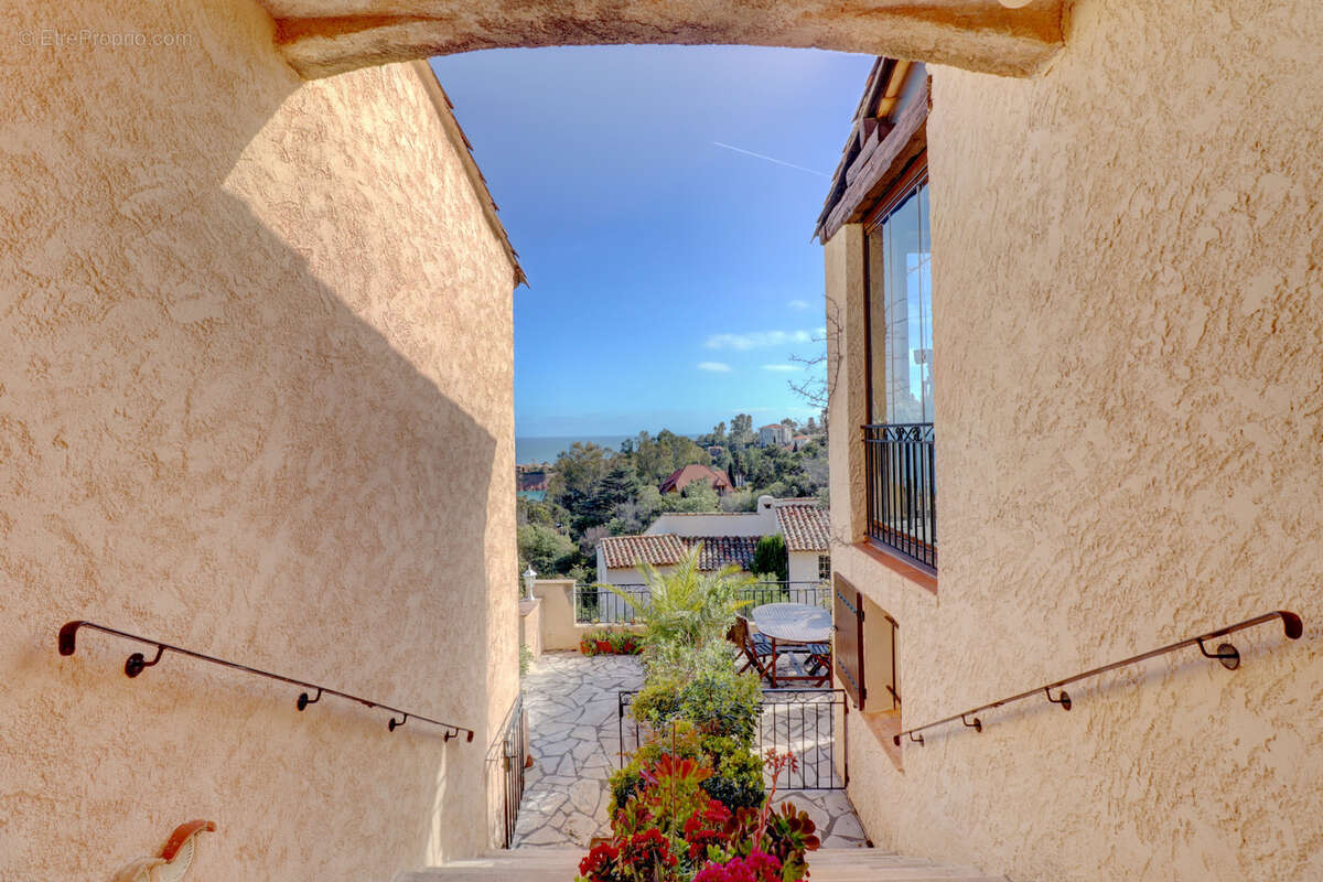 Appartement à THEOULE-SUR-MER