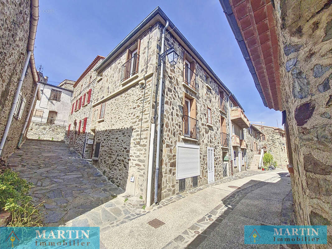 Appartement à SAINT-MARSAL