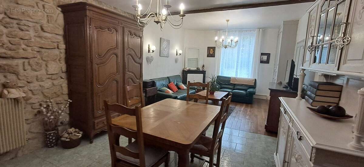 Maison à SAULCES-MONCLIN