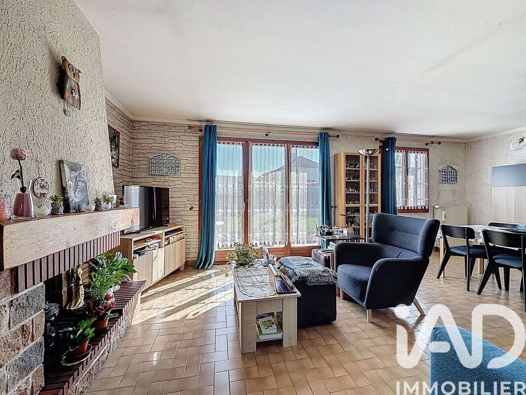 Photo 5 - Maison à SAINT-PIERRE-DU-PERRAY