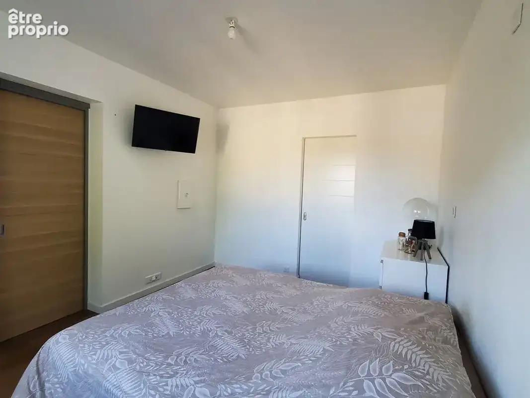 À Saint-Cybard, une maison rénovée pour simplement profiter - photo 16