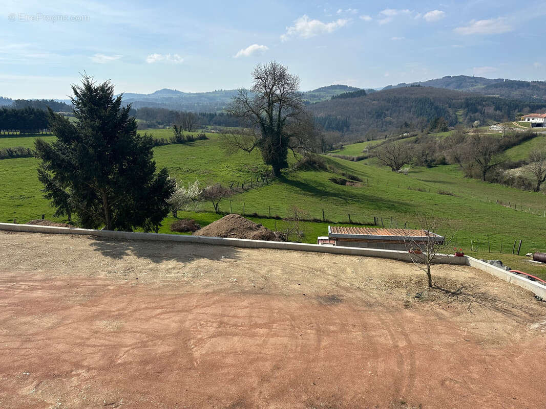 Maison à SAINT-GERMAIN-LAVAL