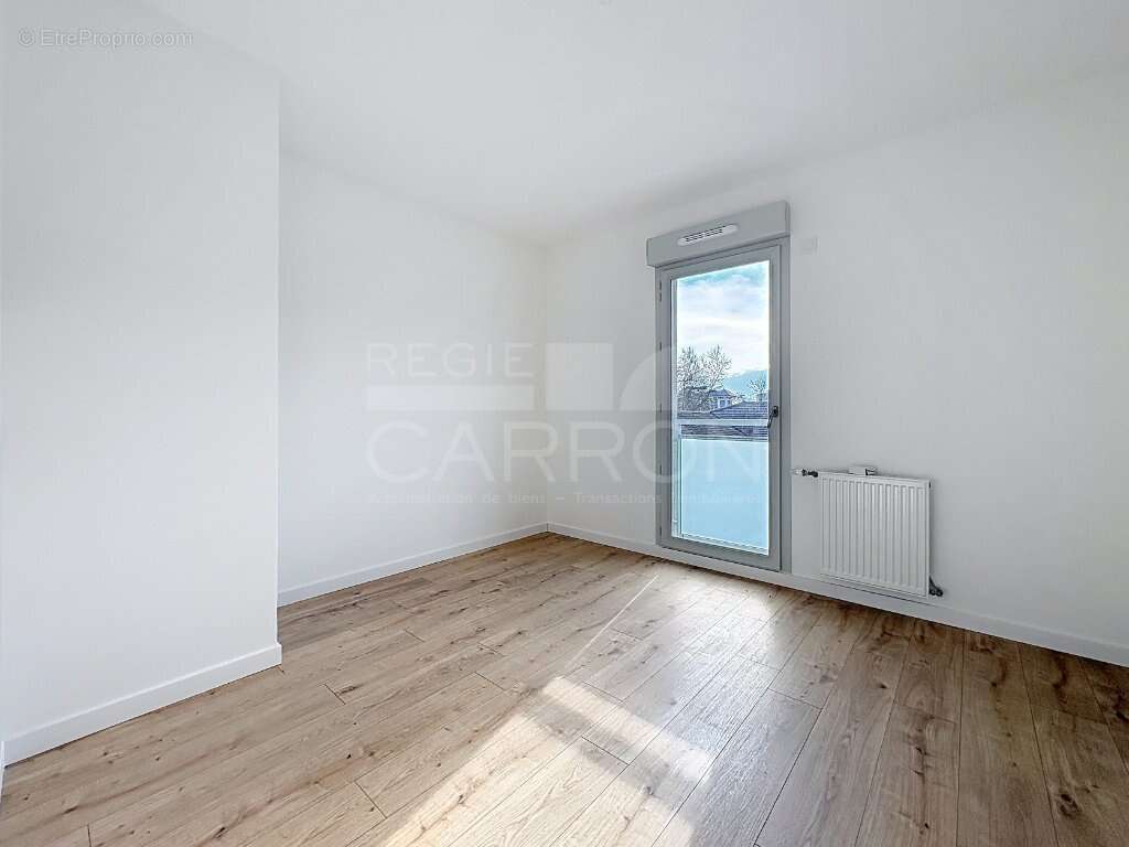 Appartement à RILLIEUX-LA-PAPE