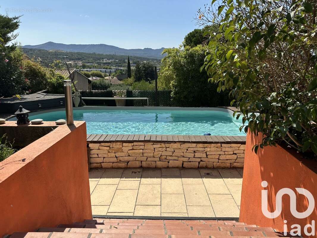 Photo 2 - Maison à MEYREUIL