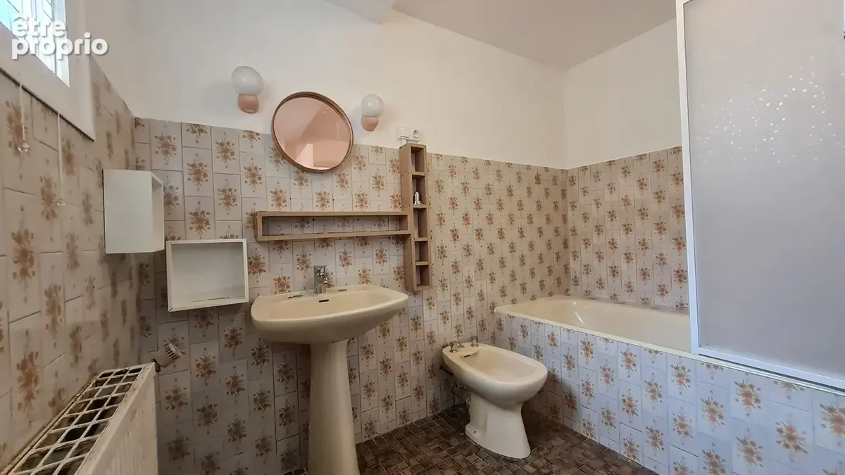 Appartement  T2 - à rénover - photo 5