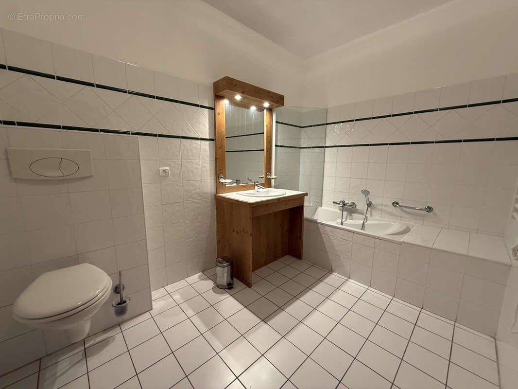 Appartement rez de jardin 2 chambres 65 m2 - photo 5