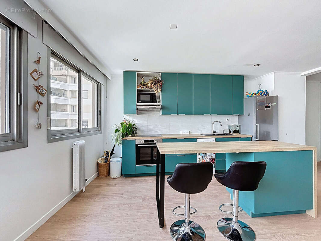 Appartement à SURESNES