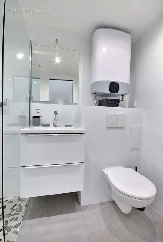 Studio 19m2 parfait état - photo 8