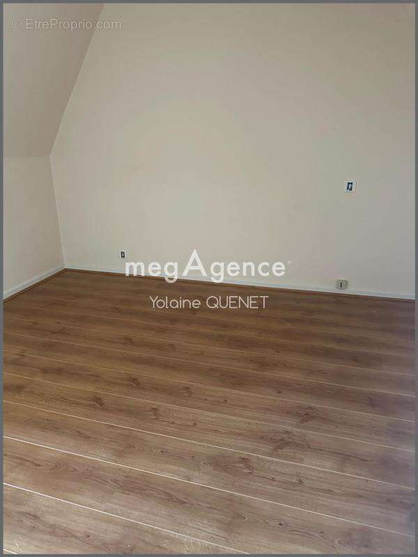 Appartement à MUR-DE-BARREZ