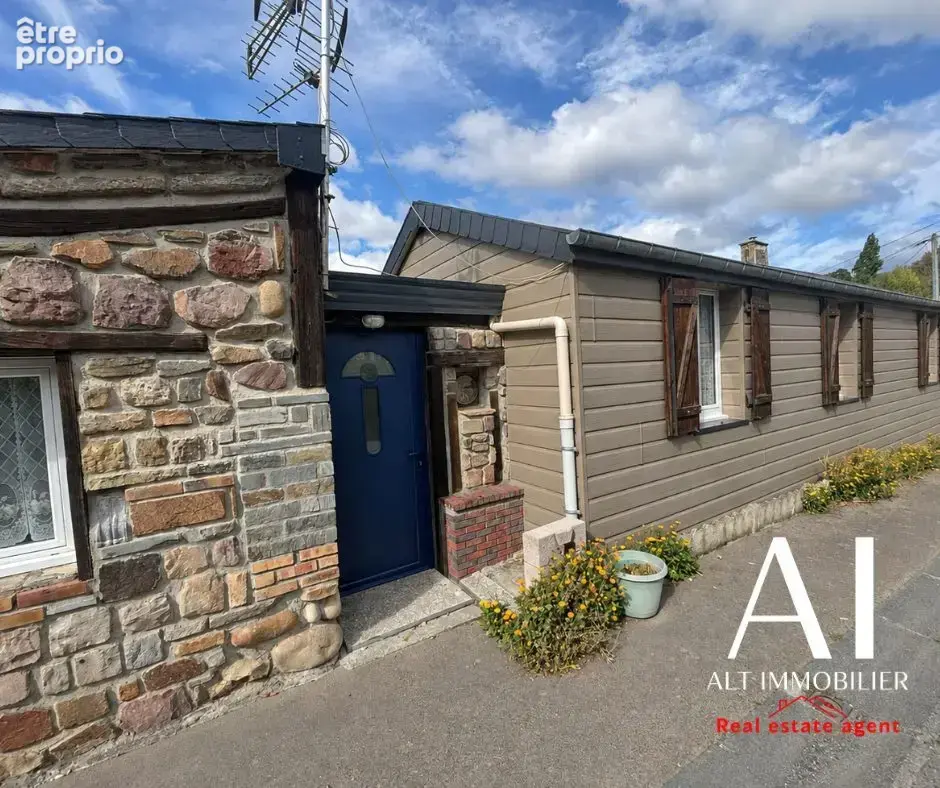 Photo Maison à Pont-D'ouilly au prix de 151 900€