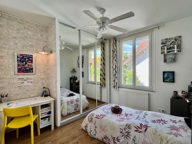 Maison à SAVIGNY-SUR-ORGE