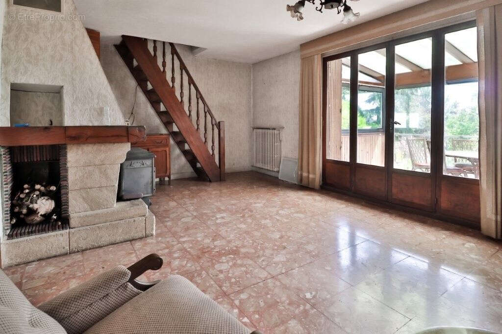 Maison 136 m² à Chamarande  - photo 4